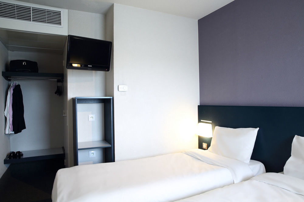 B&B Hotel Hyères Eksteriør bilde