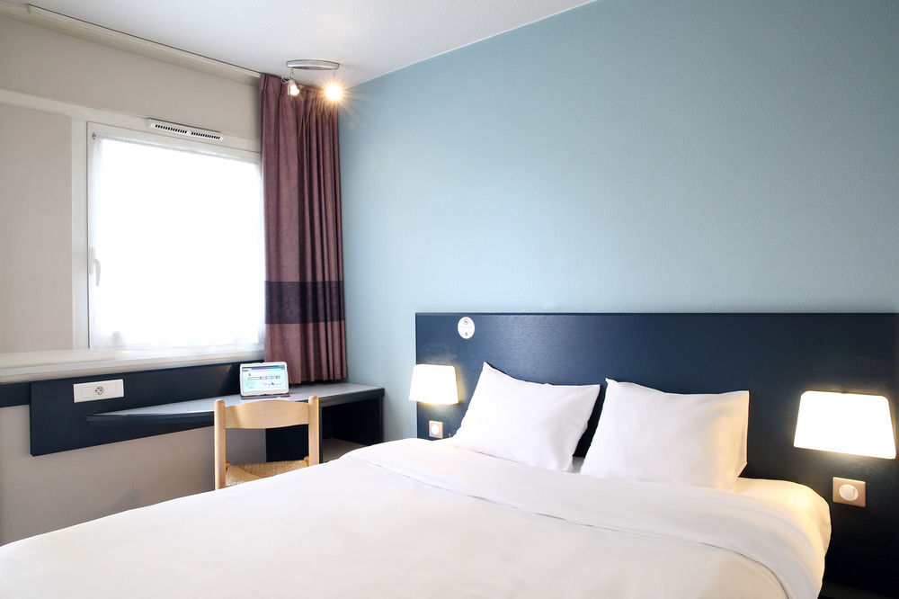 B&B Hotel Hyères Eksteriør bilde