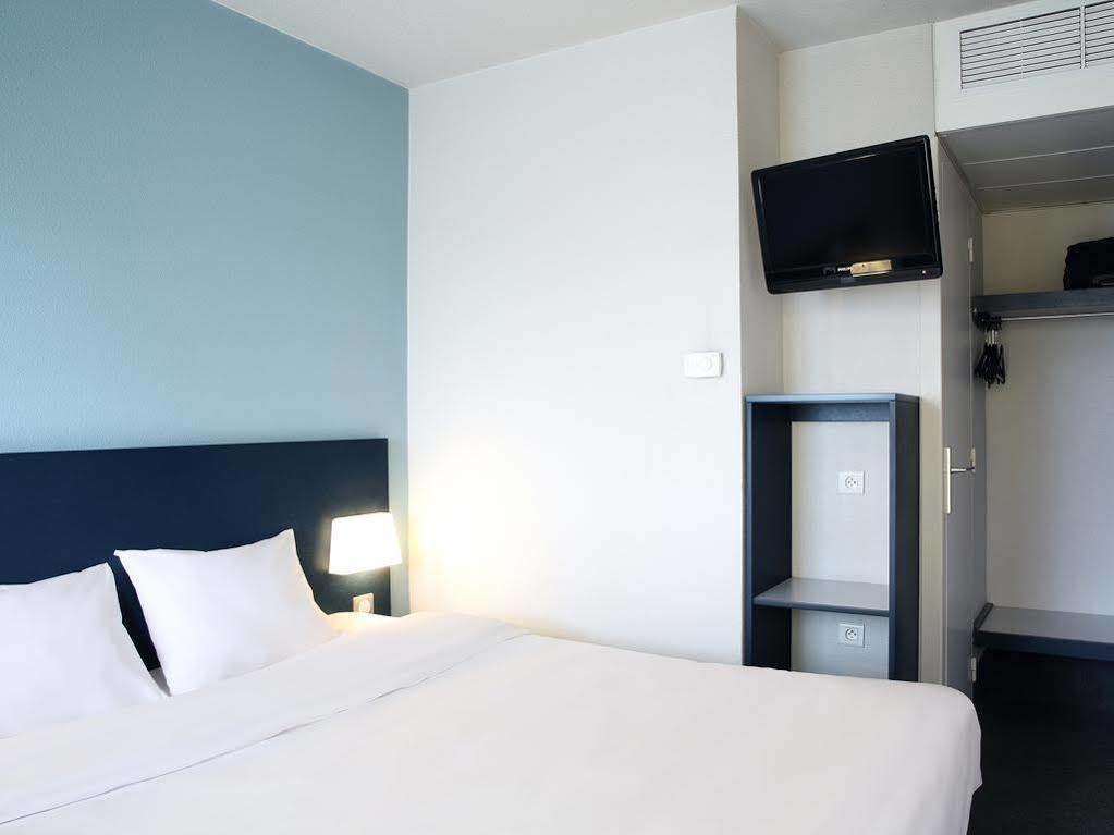 B&B Hotel Hyères Eksteriør bilde