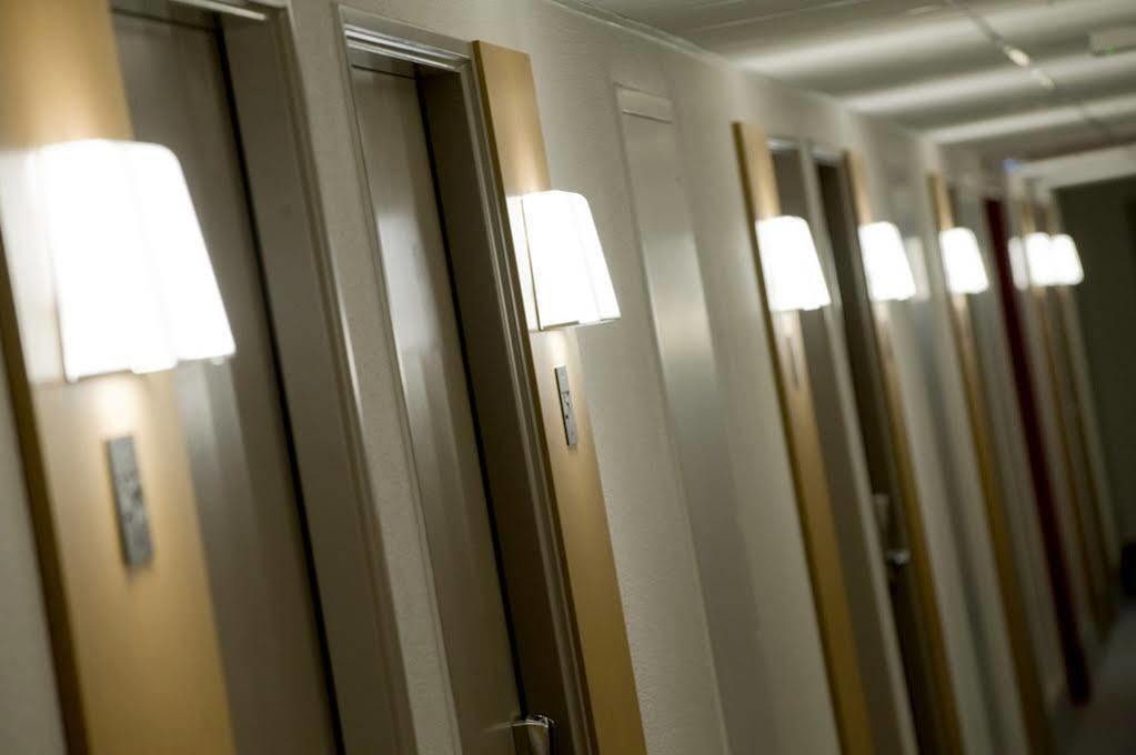B&B Hotel Hyères Eksteriør bilde