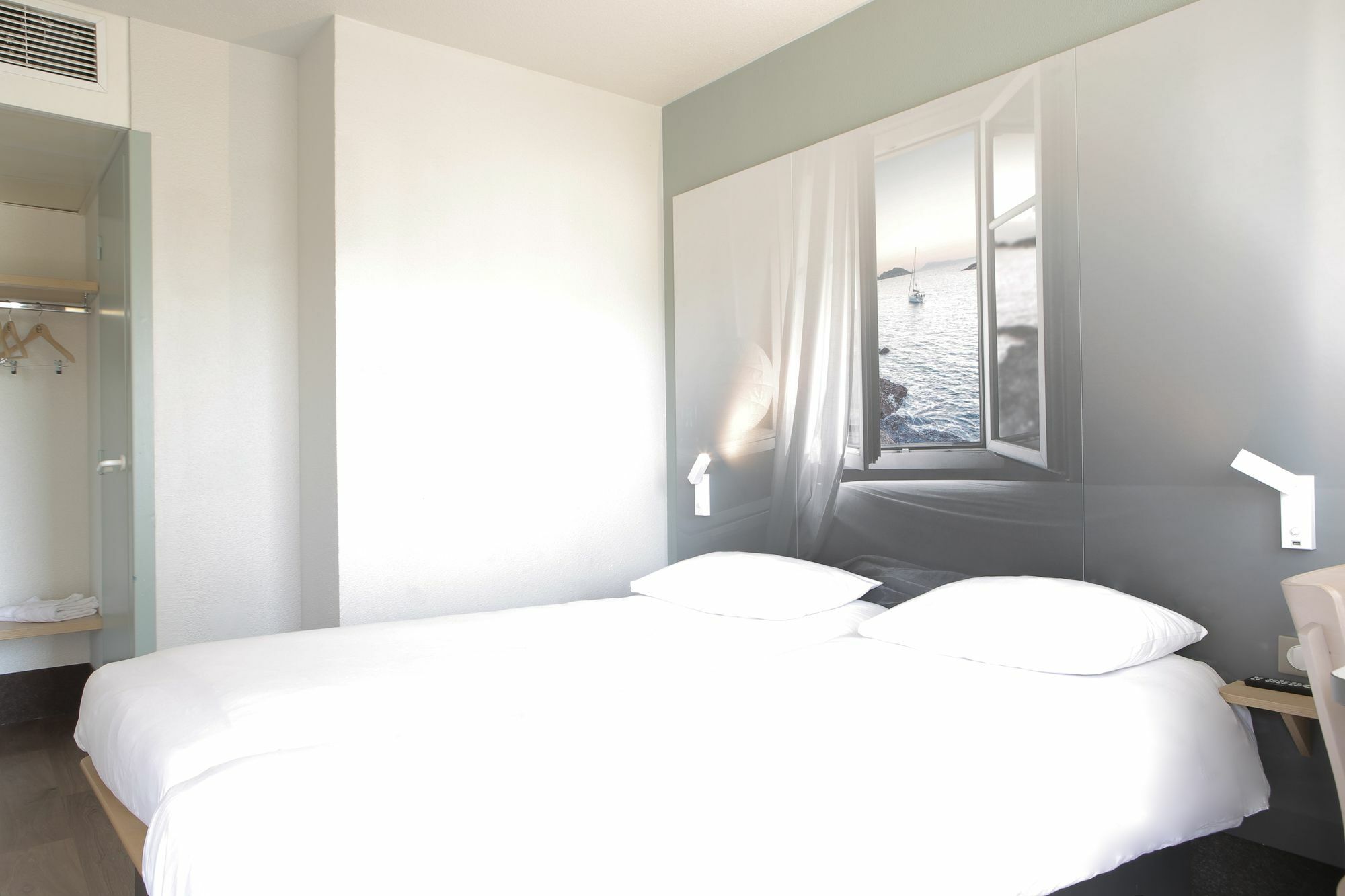 B&B Hotel Hyères Eksteriør bilde
