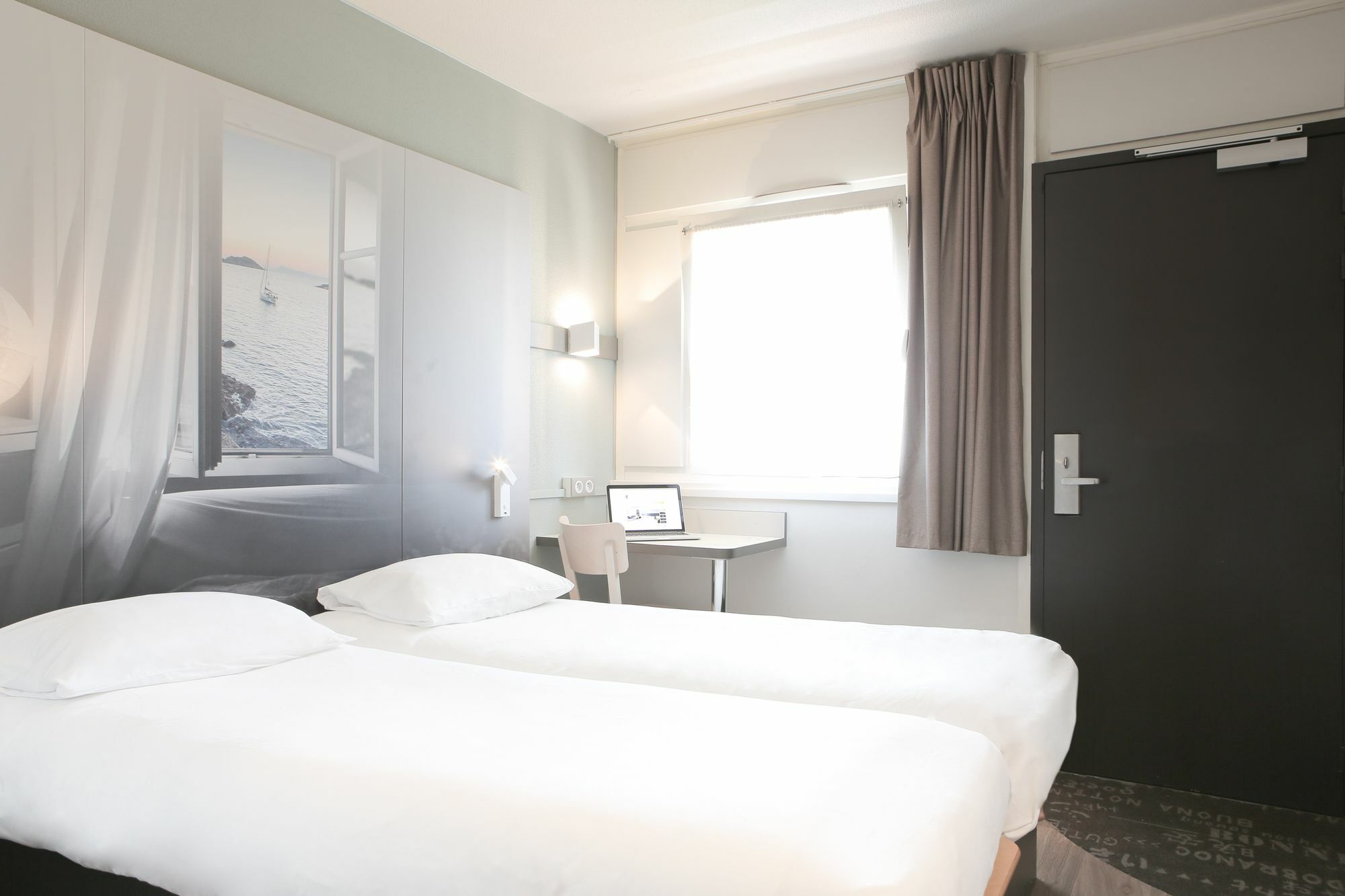 B&B Hotel Hyères Eksteriør bilde