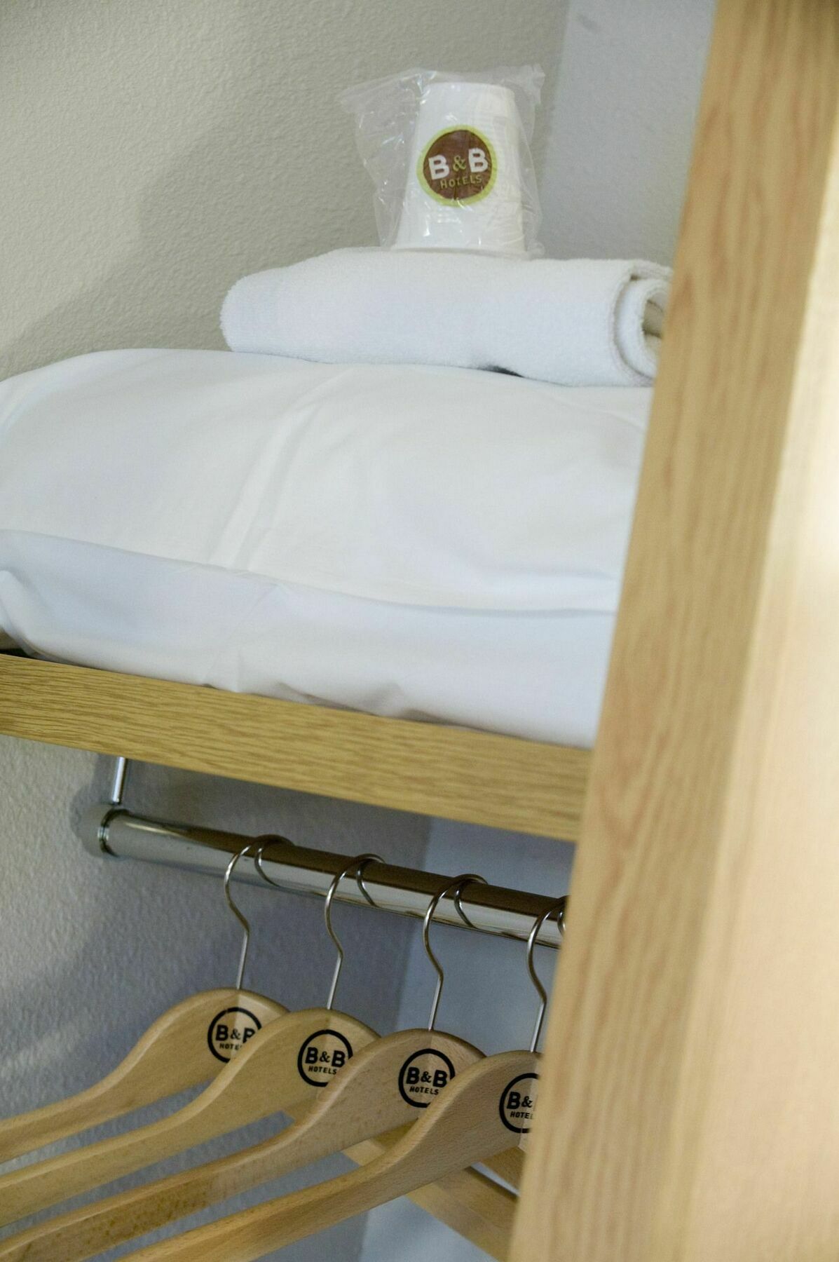 B&B Hotel Hyères Eksteriør bilde