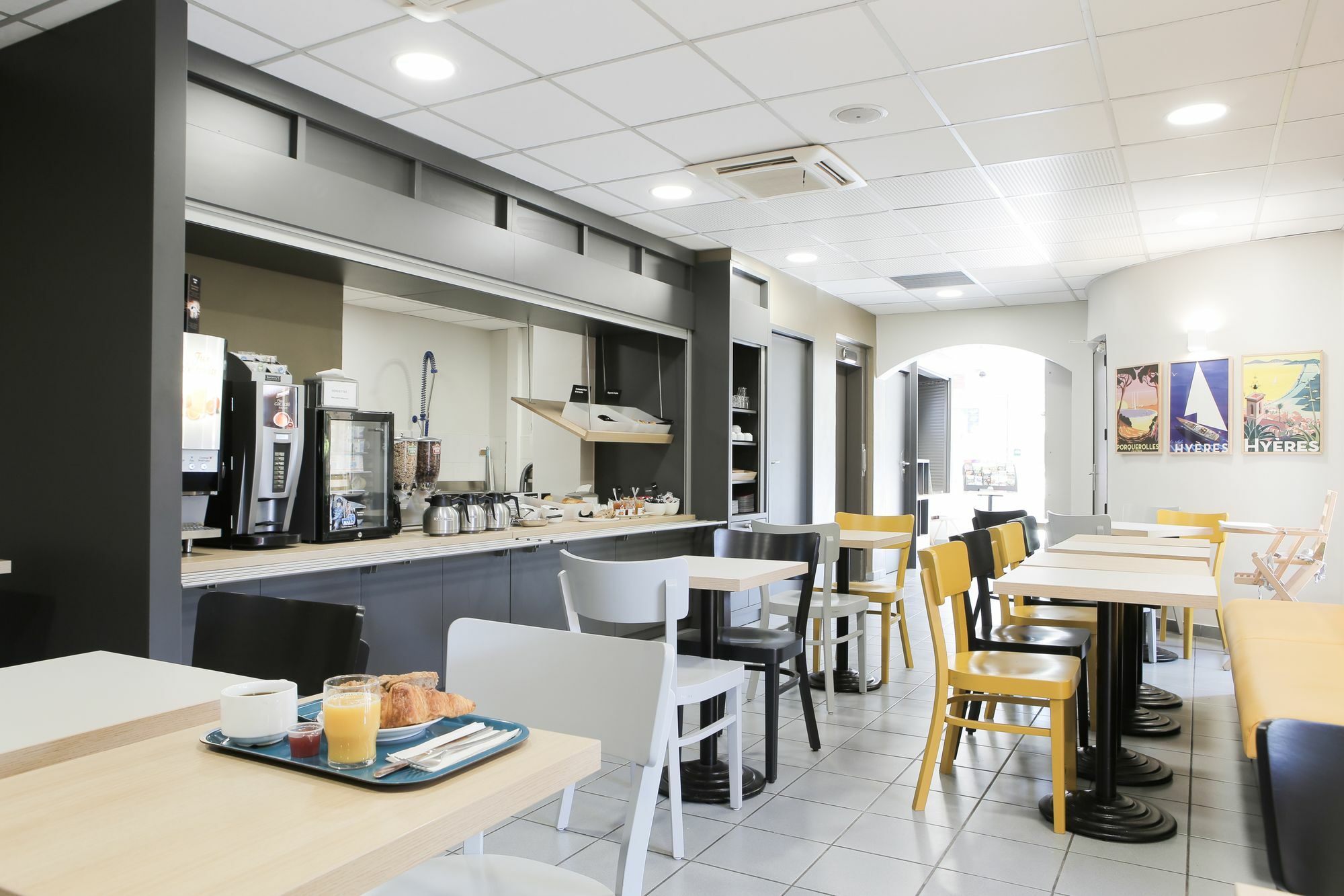B&B Hotel Hyères Eksteriør bilde