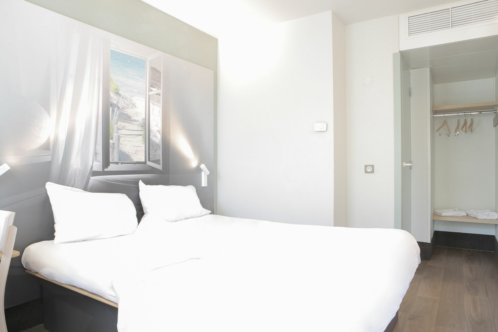 B&B Hotel Hyères Eksteriør bilde